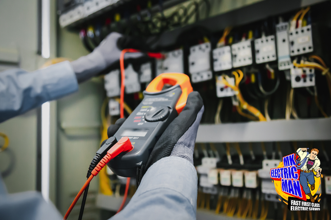 Licensed Electrician Specializing in Whole House Surge Protection and Breaker Panel Replacement for the Uptown / Carrollton Neighborhood, New Orleans, LA