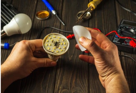 Local.Fountainebleau Neighborhood New Orleans Electrician Providing Superior Lighting Repairs