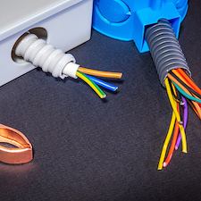 New-Orleans-Electrician-in-the-LakeshoreLake-Vista-Neighborhood-Providing-Faulty-Wiring-Replacement-to-Keep-Homeowners-Safe 0