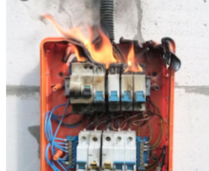 New Orleans Electrician Providing Electrical Circuit Breaker Panel Repairs in the Marigny Neighborhood 