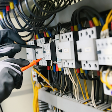 Safe-Connecting-Portable-Generator-to-Breaker-Box-Professional-Installation-for-Reliable-Emergency-Power 0